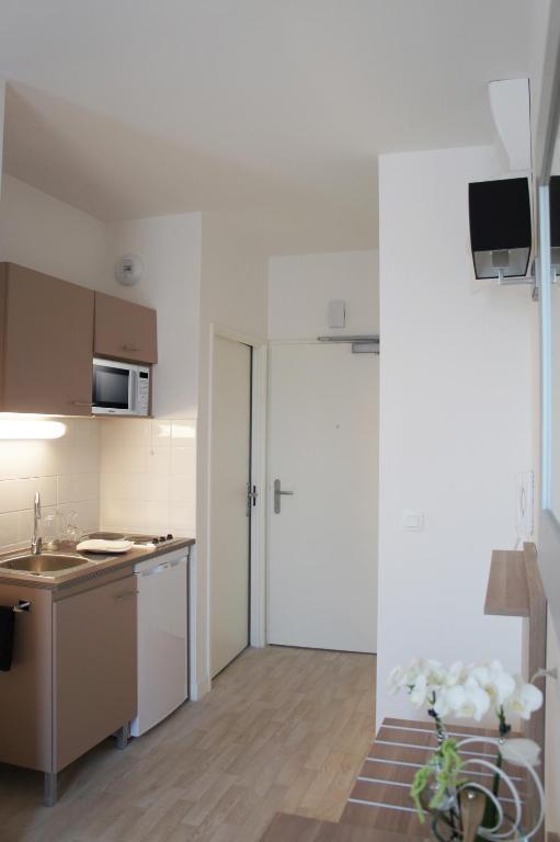 Tulip Inn Lille Grand Stade Residence Prochainement Twenty Business Flats Villeneuve-d'Ascq Room photo